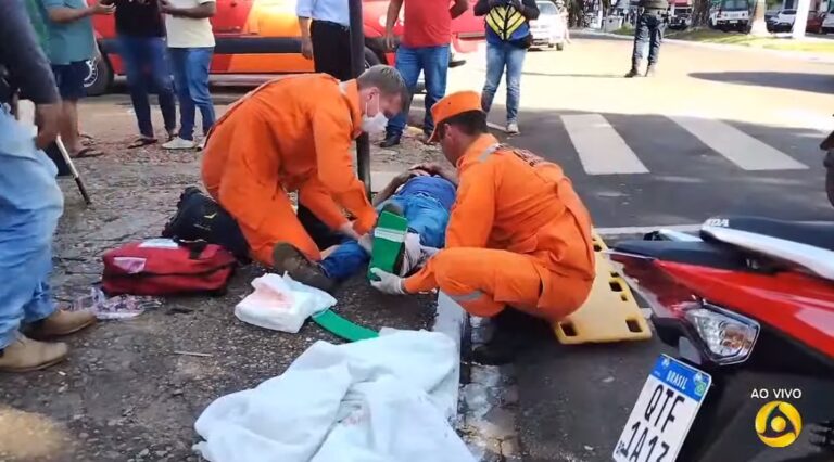 Motociclista é atingido em cruzamento e perde uma das pernas, em Cacoal, RO